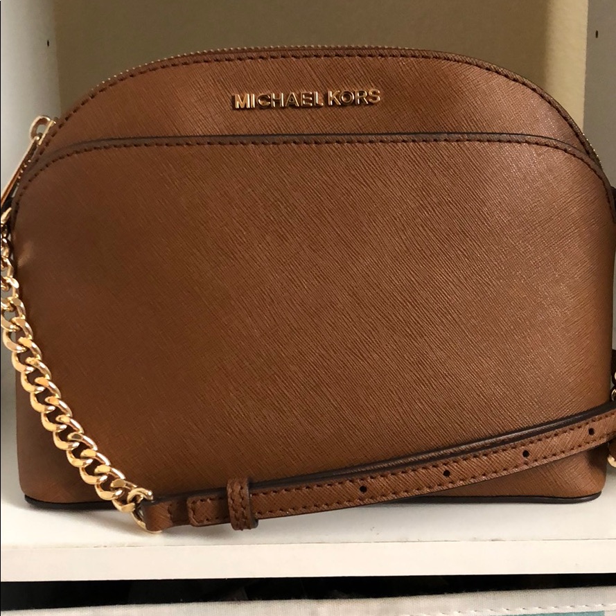 Michael Kors Chain Crossbody